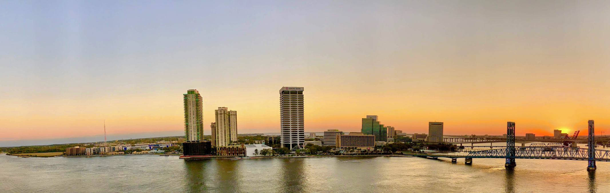 Jacksonville, FL luxury homes for sale in Jacksonville area beach homes luxury condos